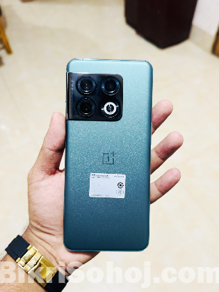 One plus 10 pro 12/256gb